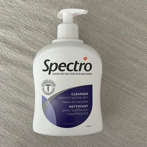 Spectro blemish-prone cleanser. Never opened